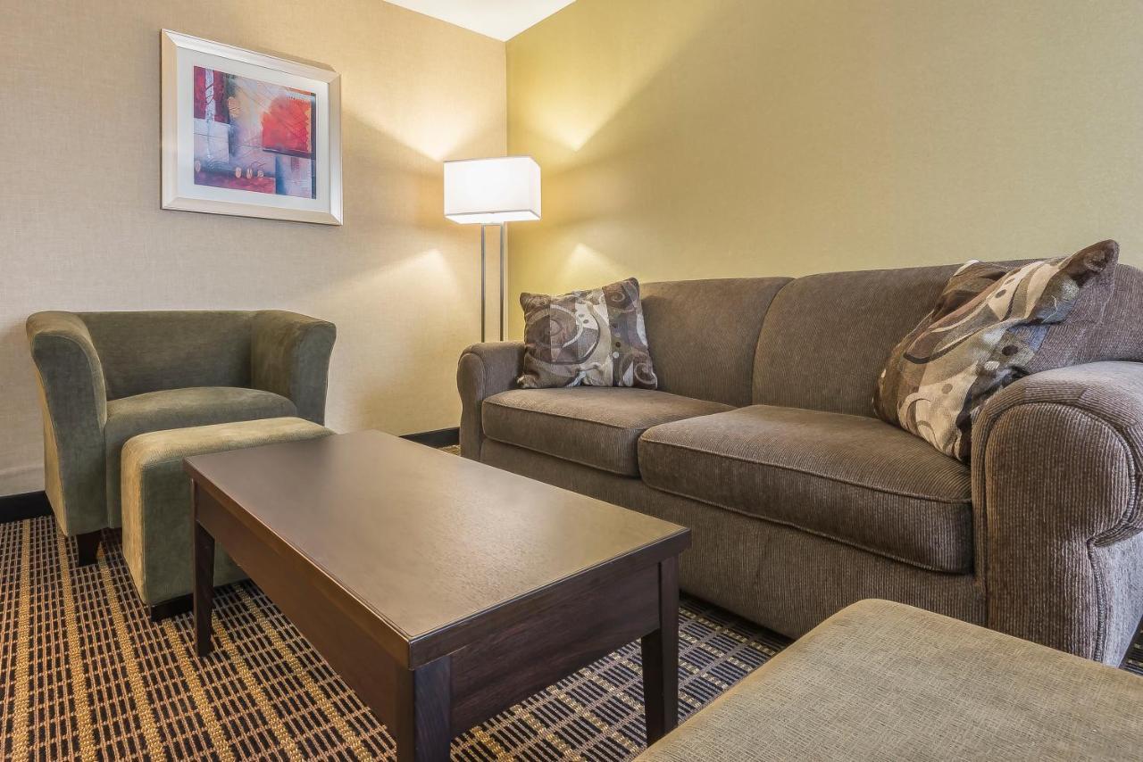 Quality Inn & Suites Downtown Windsor Eksteriør bilde